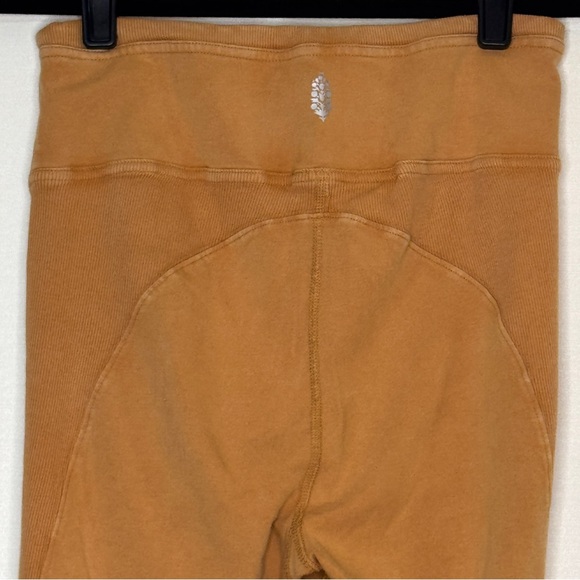 Free People X FP Movement Hot Shot Leggings ⭐️ - Picture 6 of 8